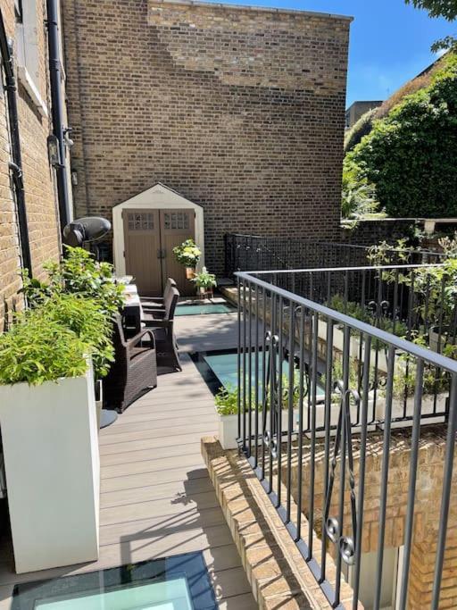 Stylish 3-Bedroom Flat In Kensington Londres Extérieur photo